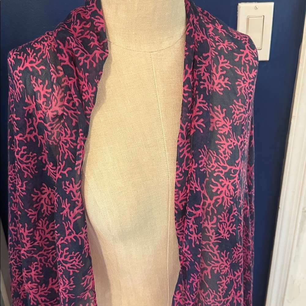 NWT Women's Top it Off Coral Pink & Navy 100% Polyester Patterned Scarf 74” - Picture 2 of 6